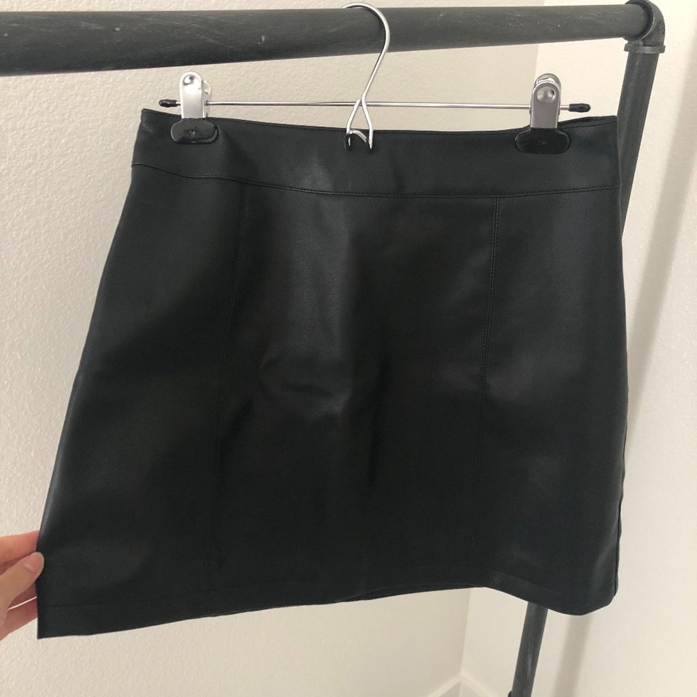 NWT Faux Leather A-Line Skirt Size Medium